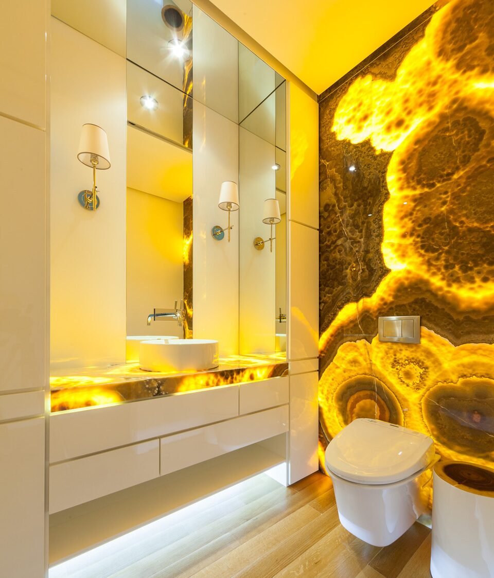 Honey Onyx Bathroom Interior